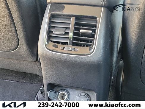 Used 2017 Kia Cadenza Technology FWD image 16