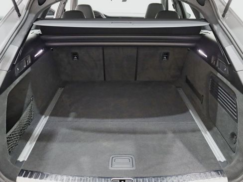 Used 2025 Audi RS 6 performance image 42