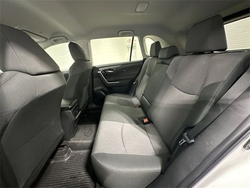 Used 2024 Toyota RAV4 XLE image 20