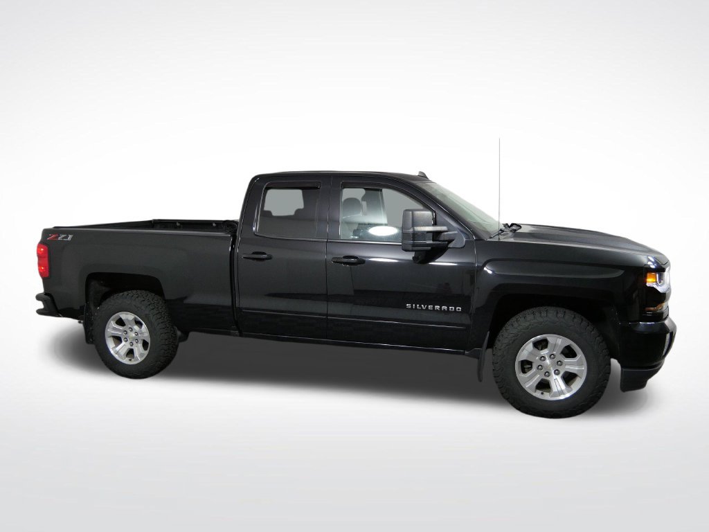 Used 2019 Chevrolet Silverado 1500 LT w/ All Star Edition AWD/4WD image 2