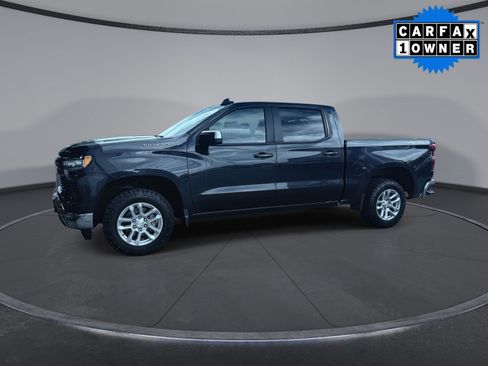 Used 2022 Chevrolet Silverado 1500 LT AWD/4WD image 5