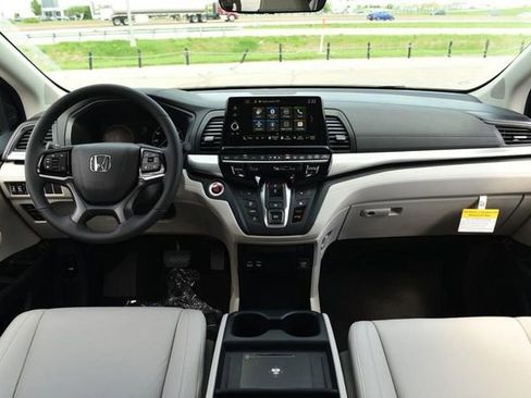 New 2026 Honda Odyssey EX-L image 7