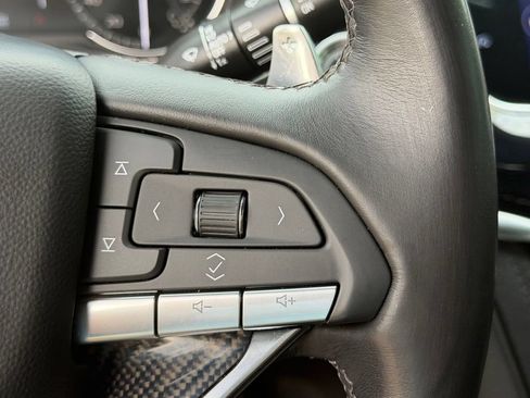 Used 2024 Cadillac XT6 Sport AWD/4WD image 23