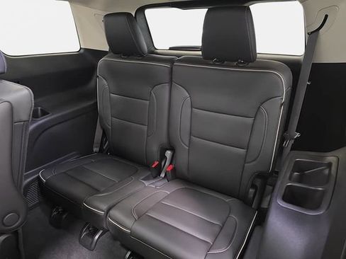Used 2023 GMC Acadia Denali AWD/4WD image 37
