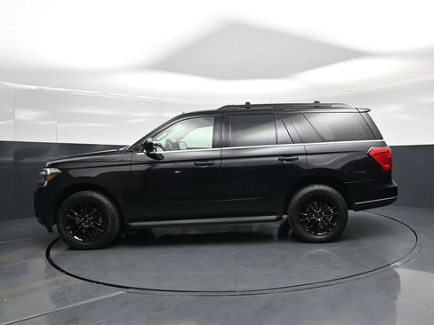 Used 2024 Ford Expedition XLT AWD/4WD image 30