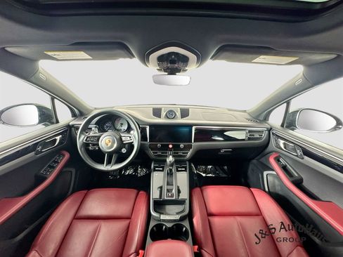 Used 2024 Porsche Macan S w/ Premium Plus Package AWD/4WD image 29