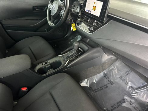 Used 2023 Toyota Corolla LE FWD image 14