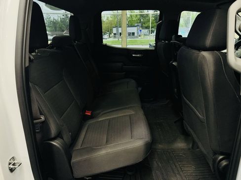 Used 2023 Chevrolet Silverado 1500 Custom Trail Boss AWD/4WD image 37