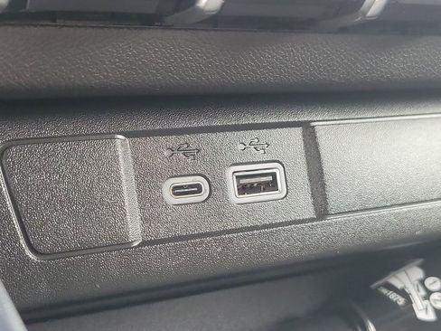 Used 2023 GMC Canyon Elevation w/ Elevation Premium Package image 29