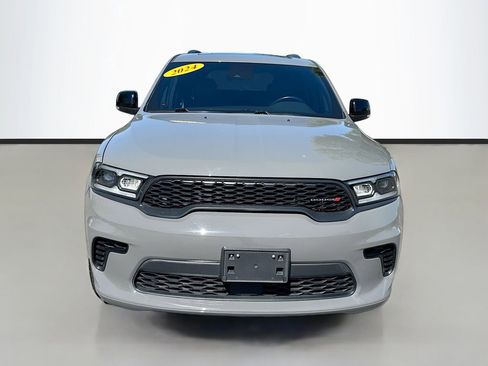 Used 2024 Dodge Durango GT RWD image 2
