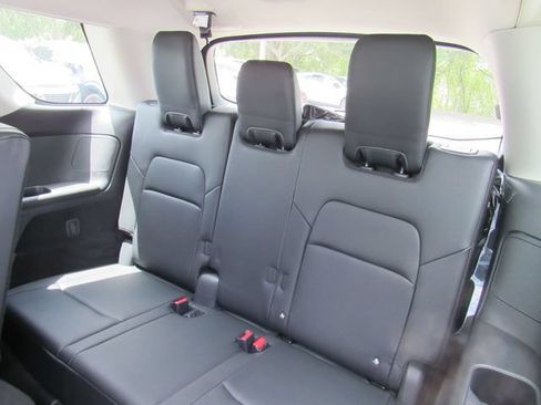 New 2026 Nissan Pathfinder SL FWD image 14