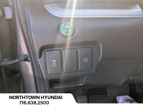 Used 2016 Honda CR-V LX image 16