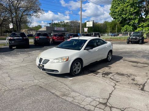Used 2008 Pontiac G6 Sedan w/ Sport Package FWD image 1