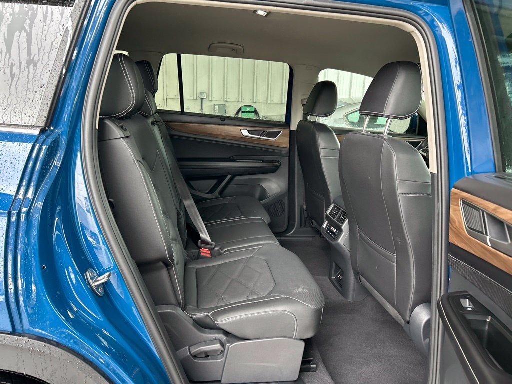 Used 2026 Volkswagen Atlas SE FWD image 44