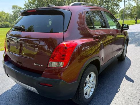 Used 2016 Chevrolet Trax LT w/ LT Convenience Package FWD image 6