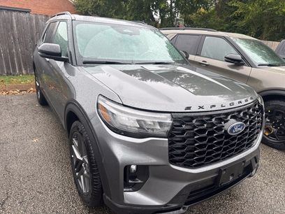 New 2026 Ford Explorer ST-Line w/ ST-Line Street Pack