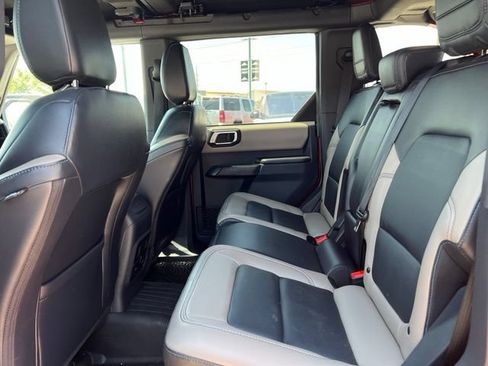 Used 2024 Ford Bronco Wildtrak AWD/4WD image 19
