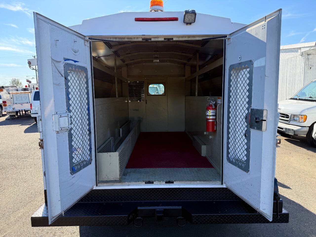 Used 2013 Ford E-350 and Econoline 350 Super Duty RWD image 9