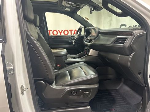 Used 2021 Chevrolet Tahoe Z71 w/ Z71 Signature Package image 13