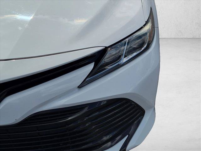 Used 2018 Toyota Camry FWD image 9