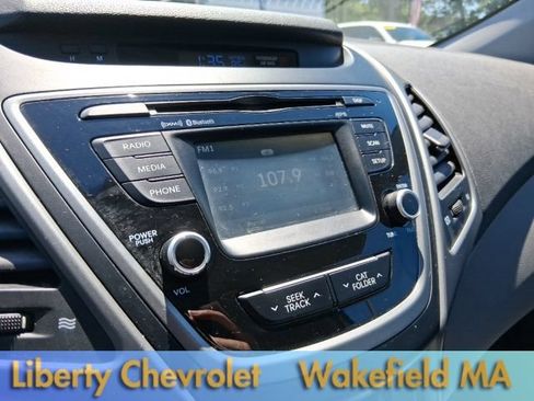 Used 2016 Hyundai Elantra SE w/ Option Group 02 FWD image 22