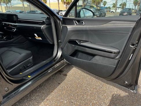 New 2025 Kia K5 EX FWD image 22