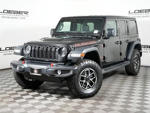 Used 2024 Jeep Wrangler Unlimited Rubicon w/ Dual Top Group AWD/4WD image 1
