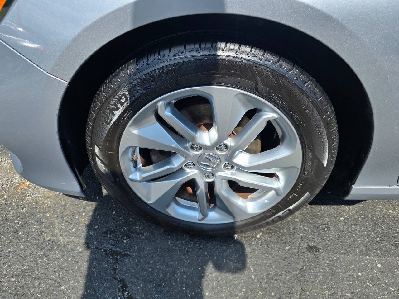 Used 2019 Honda Accord LX image 11