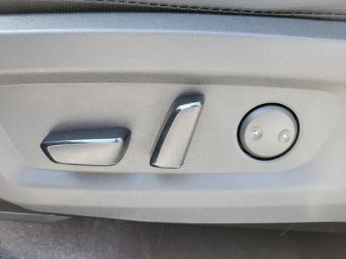 New 2025 Nissan Murano SV AWD/4WD image 33