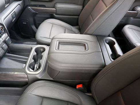 Used 2022 Chevrolet Silverado 2500 LTZ w/ LTZ Plus Package image 46