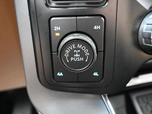 Used 2023 Ford F150 Lariat w/ Equipment Group 502A High AWD/4WD image 26