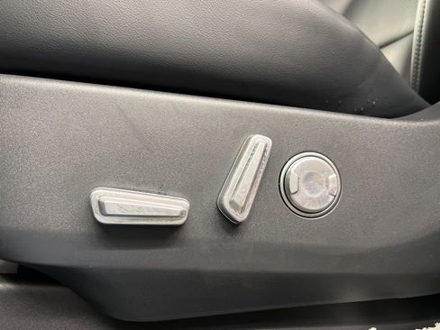 New 2026 Lincoln Nautilus Premier image 29