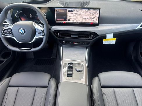 Used 2026 BMW 330i Sedan w/ Premium Package RWD image 14