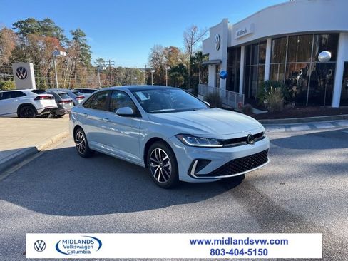 New 2026 Volkswagen Jetta SE image 1