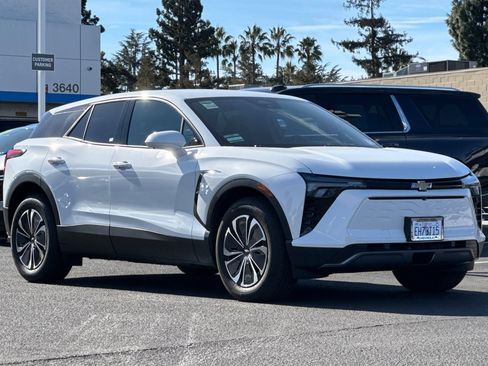 Used 2026 Chevrolet Blazer EV LT image 2