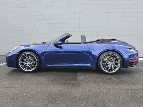 Certified 2020 Porsche 911 Carrera image 2