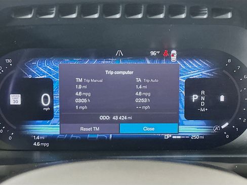 Used 2023 Volvo XC90 B6 Plus AWD/4WD image 19