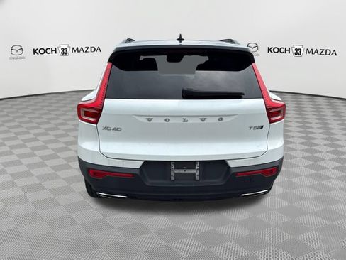 Used 2019 Volvo XC40 T5 R-Design AWD/4WD image 6