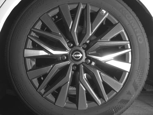 Used 2025 Nissan Altima 2.5 SV FWD image 14