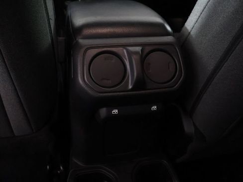 Used 2024 Jeep Wrangler Unlimited Sport AWD/4WD image 44