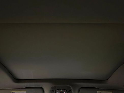 Used 2023 Audi Q5 2.0T Prestige w/ Prestige Package AWD/4WD image 15