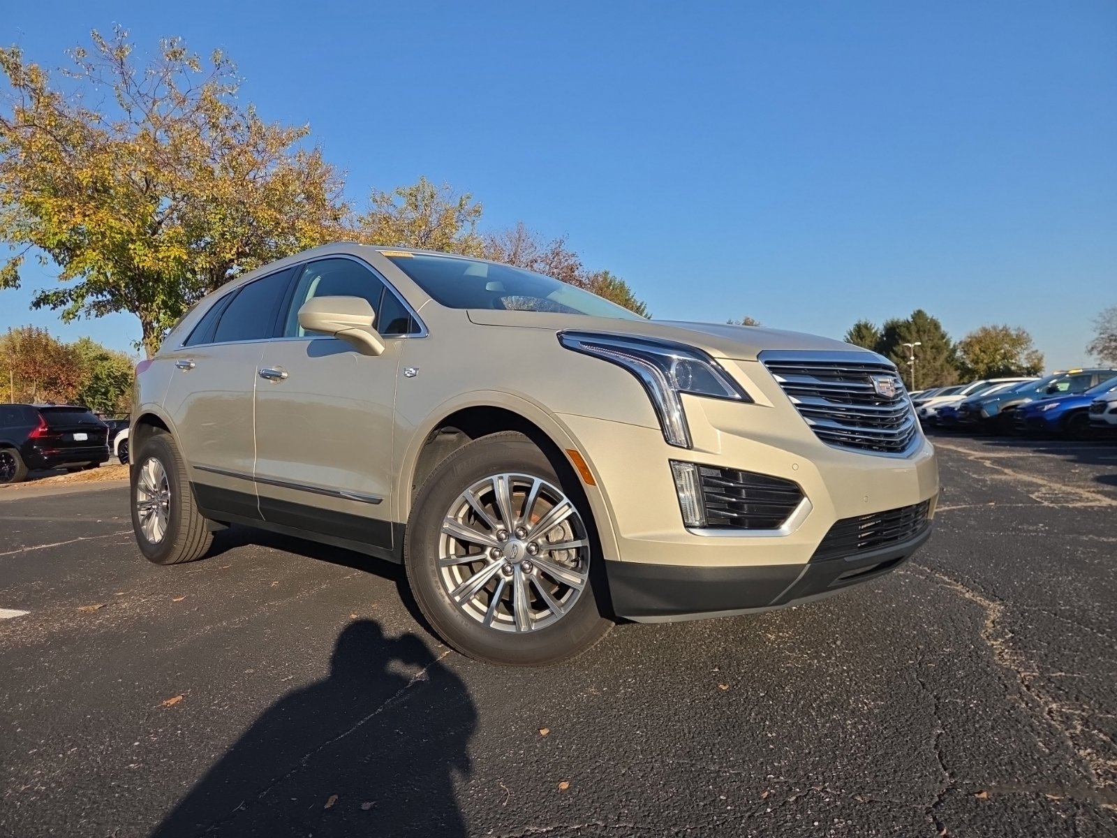 Used 2017 Cadillac XT5 Luxury w/ Driver Awareness Package AWD/4WD image 21
