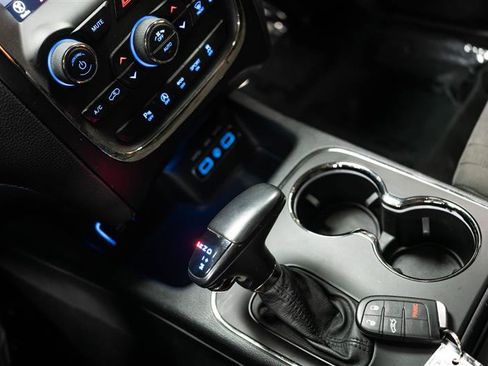 Used 2019 Dodge Durango GT image 27