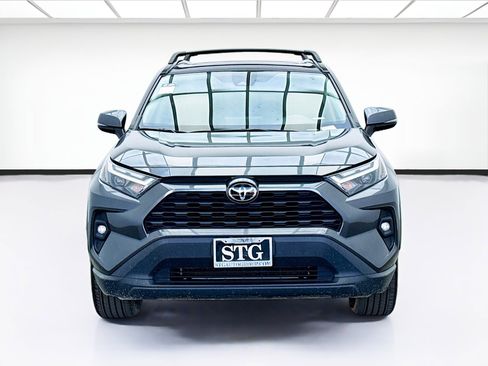 Used 2023 Toyota RAV4 XLE Premium image 2