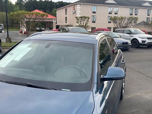 Used 2018 Audi Q3 2.0T Premium w/ Convenience Package image 9