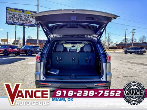 New 2026 GMC Acadia AT4 w/ Luxury Package image 16