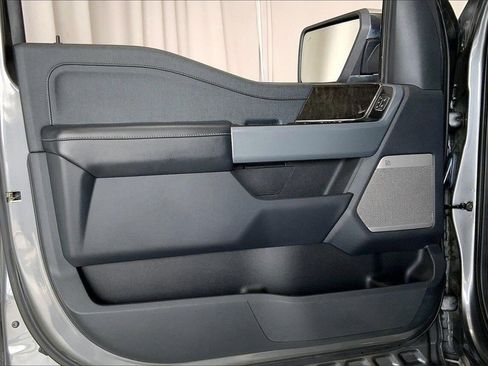 Certified 2022 Ford F150 Lariat w/ Equipment Group 502A High image 25