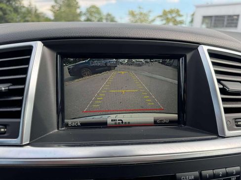 Used 2015 Mercedes-Benz ML 350 4MATIC image 30