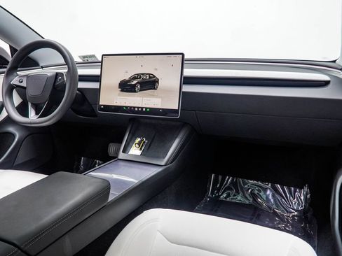 Used 2025 Tesla Model 3 Long Range RWD image 25