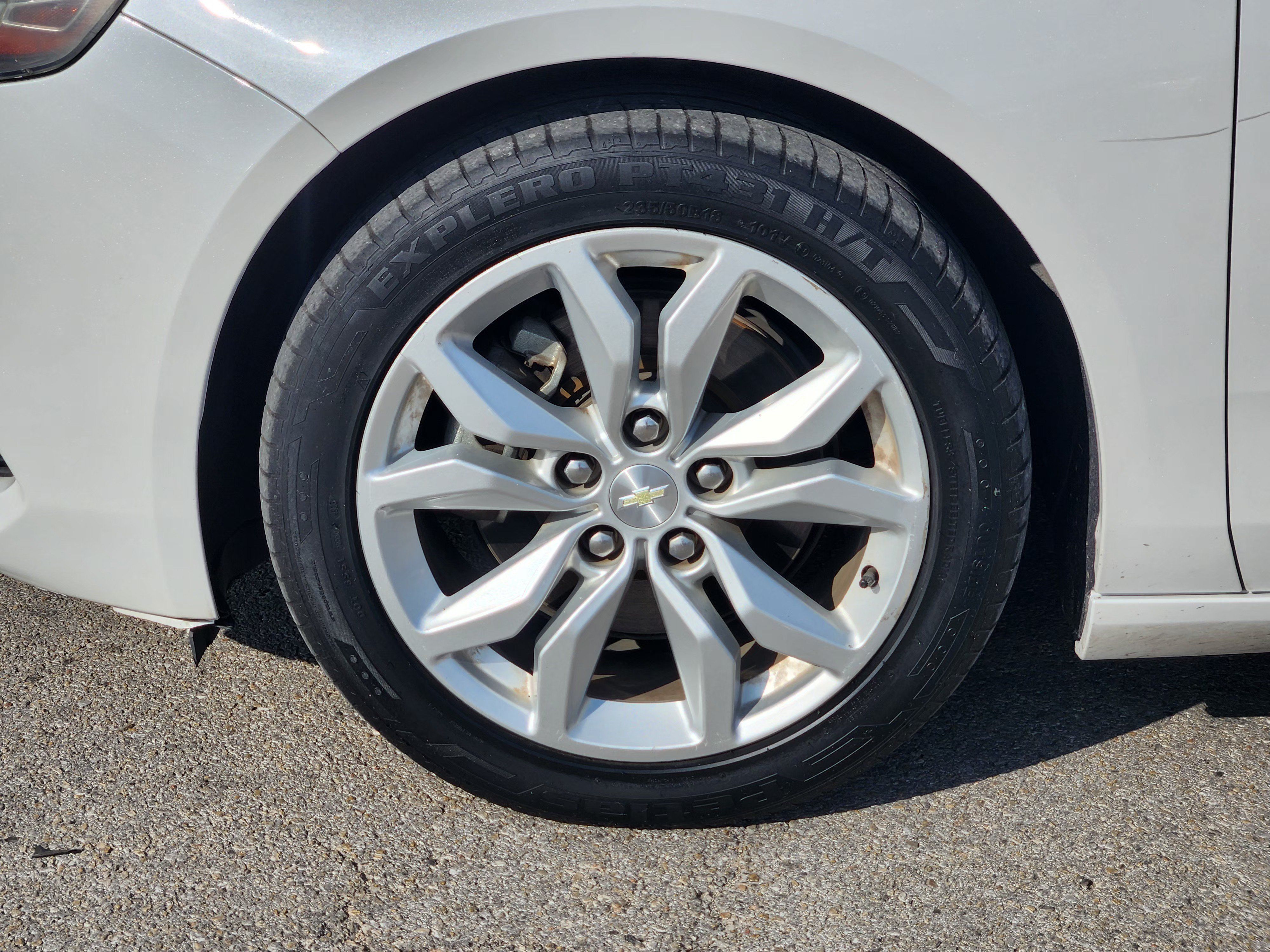 Used 2019 Chevrolet Impala LT w/ LT Leather Package FWD image 10